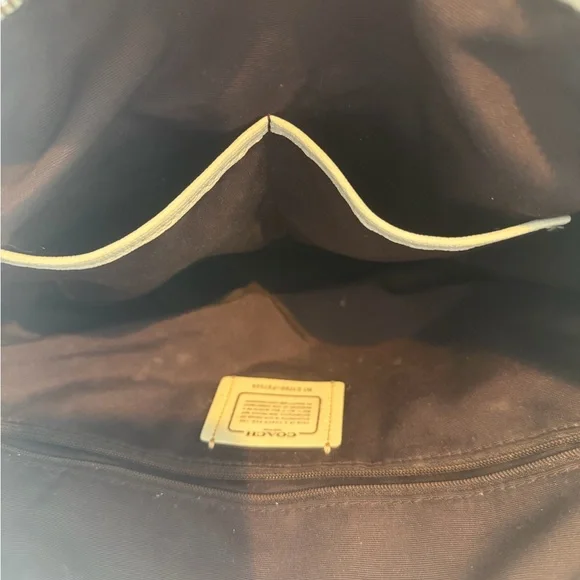 Coach Ava tote and matching wallet - Picture 9 of 17